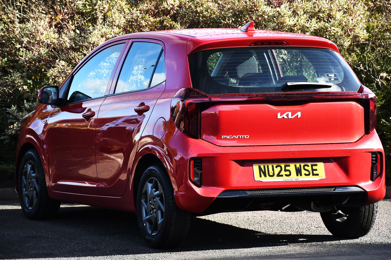 Kia Picanto 1.0 2 Hatchback 5dr Petrol AMT Euro 6 (s/s) (62 bhp) 5dr Automatic 2025