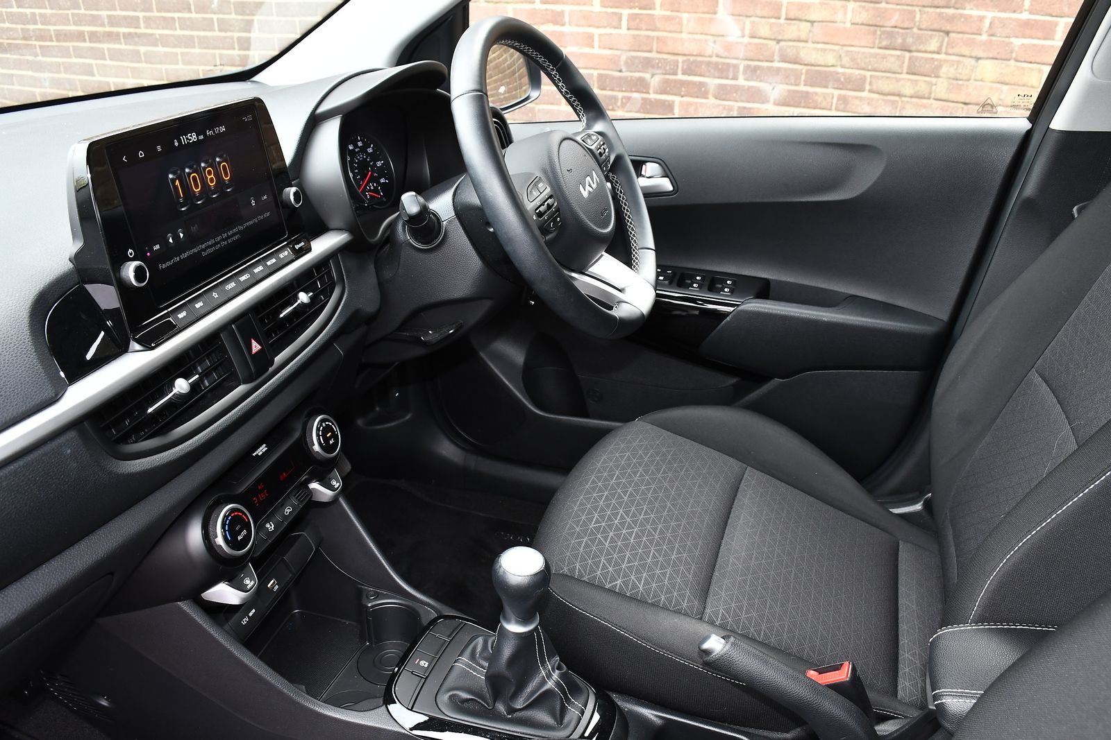 2023 Kia Picanto 1.0 DPi 3 Hatchback 5dr Petrol Manual Euro 6 (s/s) (66 bhp), exterior view 4