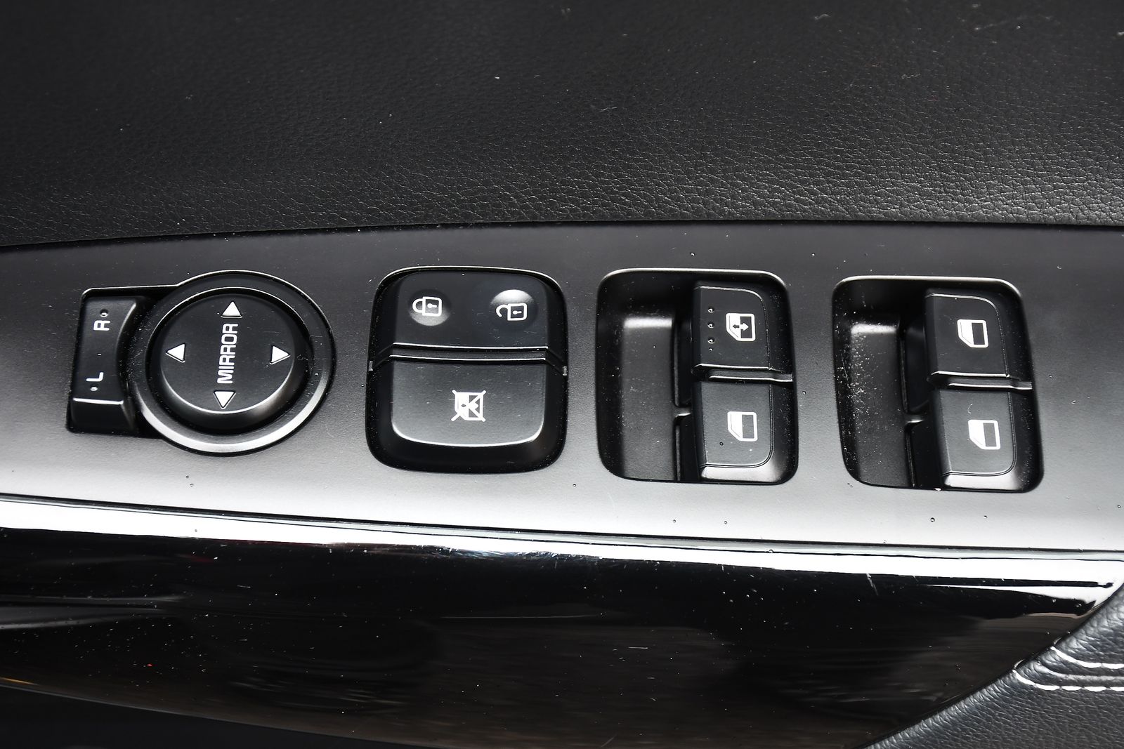 Kia Picanto 1.0 DPi Shadow Hatchback 5dr Petrol Manual Euro 6 (s/s) (66 bhp) 5dr Manual 2026