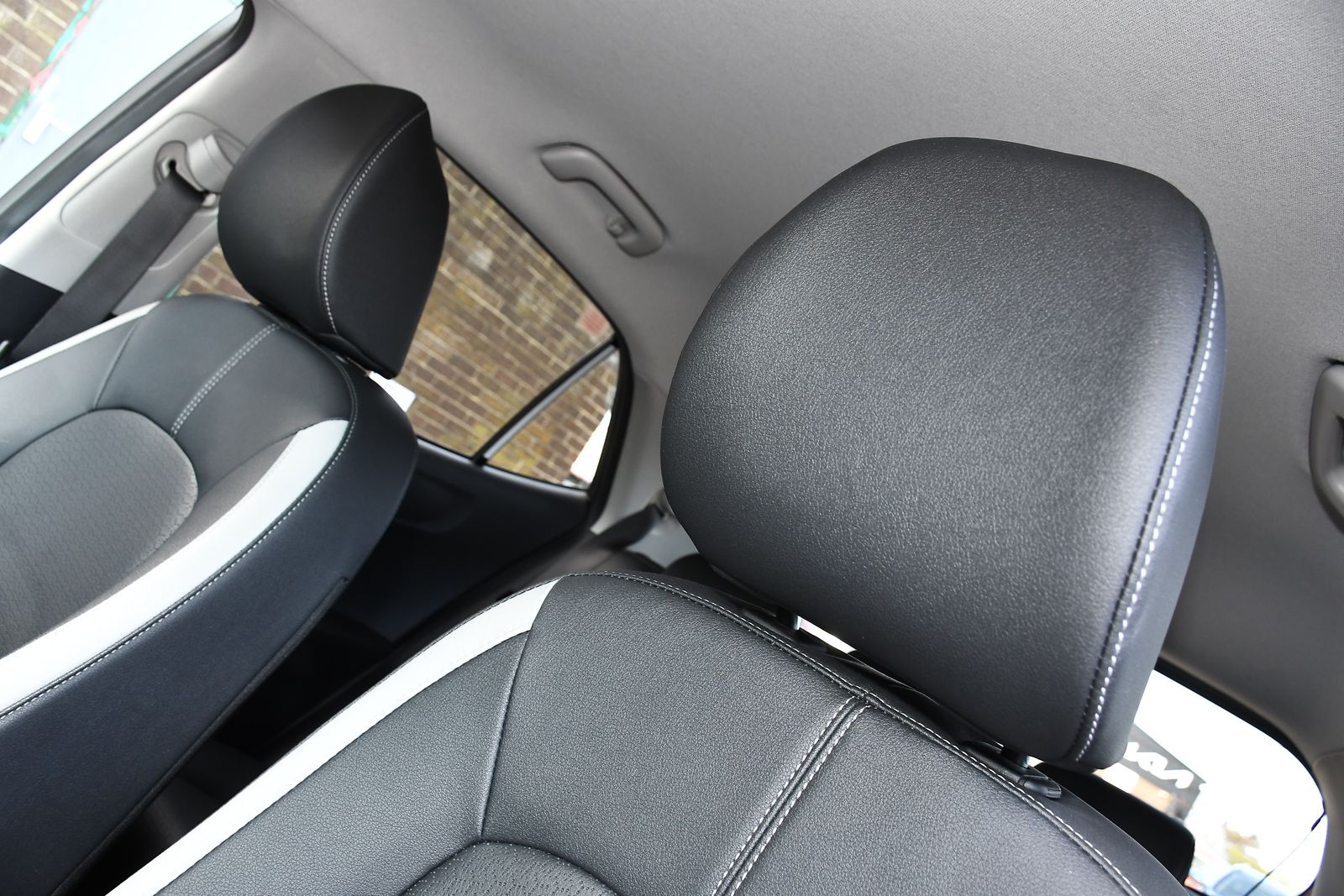 Kia Picanto 1.0 GT-Line Hatchback 5dr Petrol AMT Euro 6 (s/s) (62 bhp) 5dr Automatic 2026