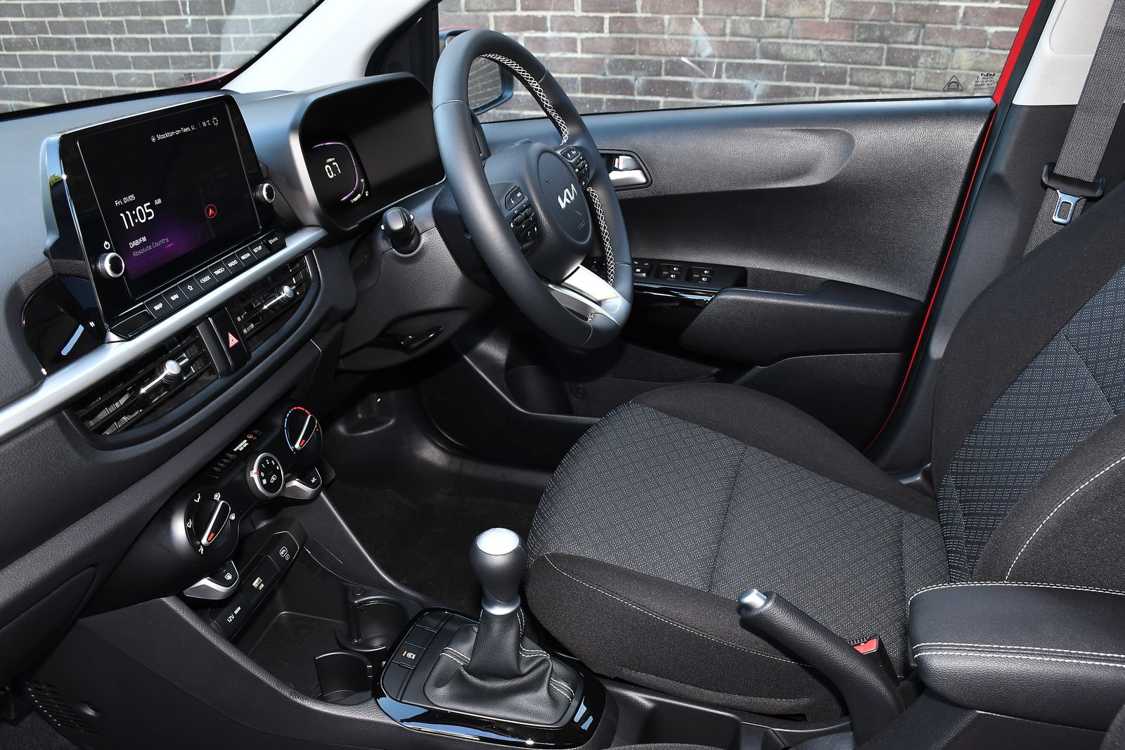 2025 Kia Picanto 1.0 Pure Hatchback 5dr Petrol Manual Euro 6 (s/s) (67 bhp), exterior view 4