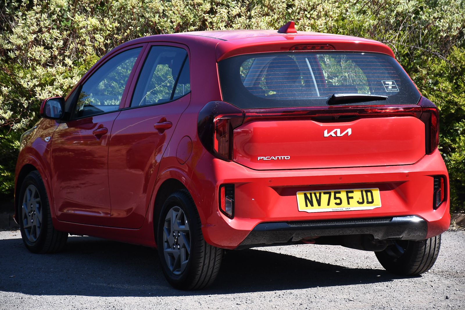 2025 Kia Picanto 1.0 Pure Hatchback 5dr Petrol Manual Euro 6 (s/s) (67 bhp), exterior view 3
