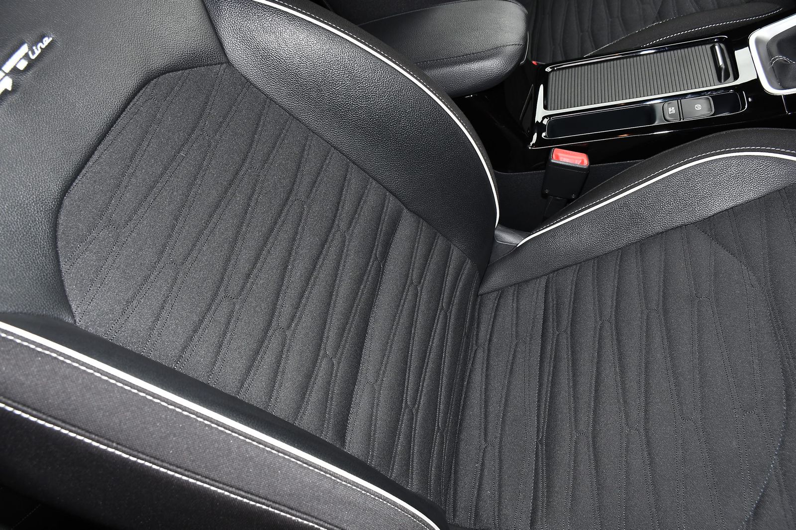 Kia ProCeed 1.5 T-GDi GT-Line Shooting Brake 5dr Petrol Manual Euro 6 (s/s) (158 bhp) 5dr Manual 2025