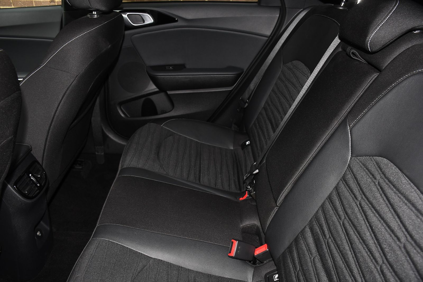 Kia ProCeed 1.5 T-GDi GT-Line Shooting Brake 5dr Petrol Manual Euro 6 (s/s) (158 bhp) 5dr Manual 2025