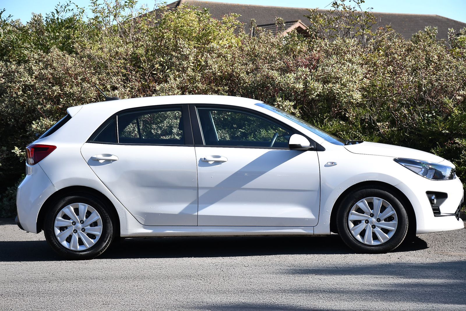 Kia Rio 1.2 1 Hatchback 5dr Petrol Manual Euro 6 (s/s) (83 bhp) 5dr Manual 2025