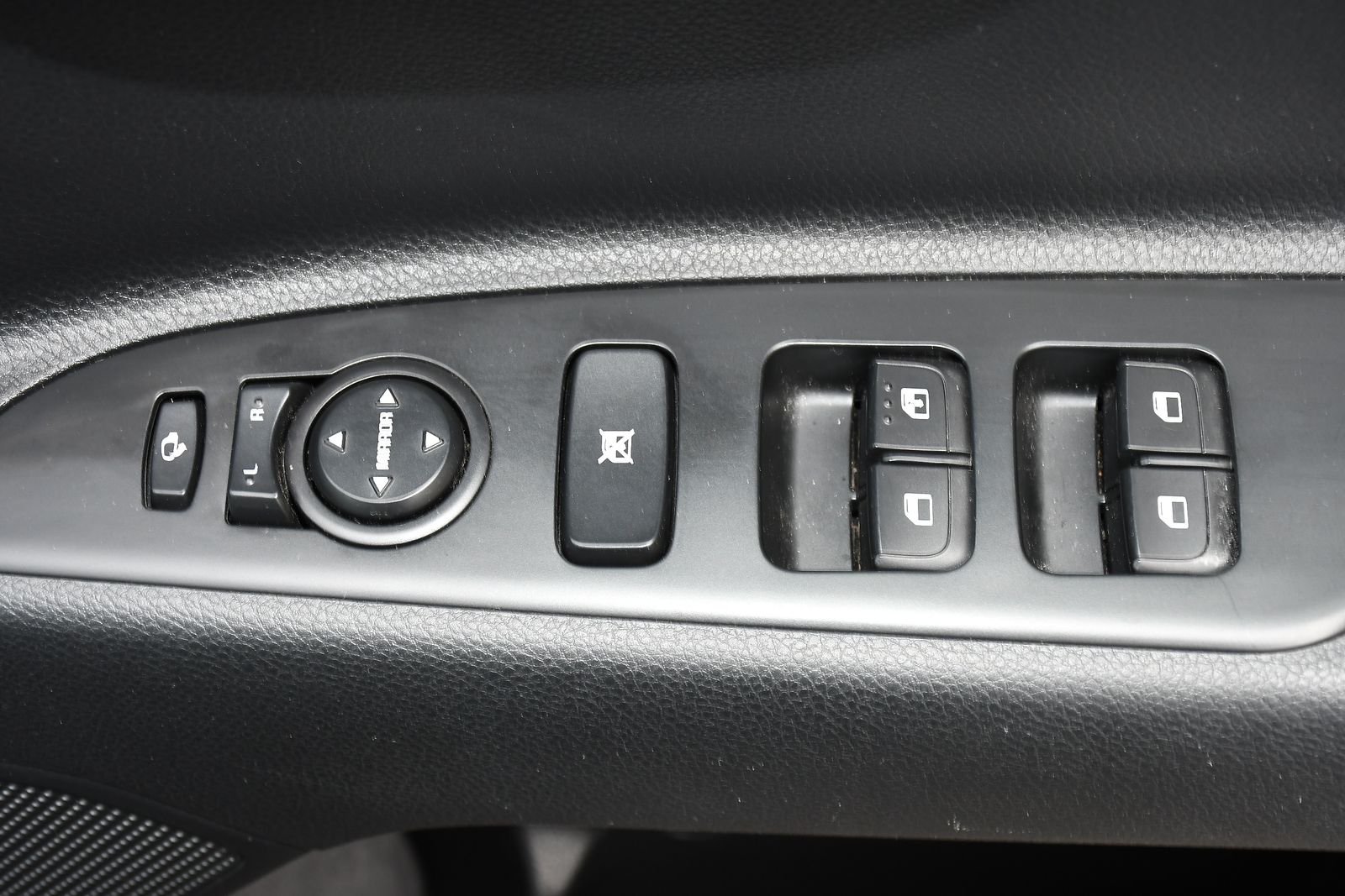 Kia Rio 1.2 2 Hatchback 5dr Petrol Manual Euro 6 (s/s) (83 bhp) 5dr Manual 2025