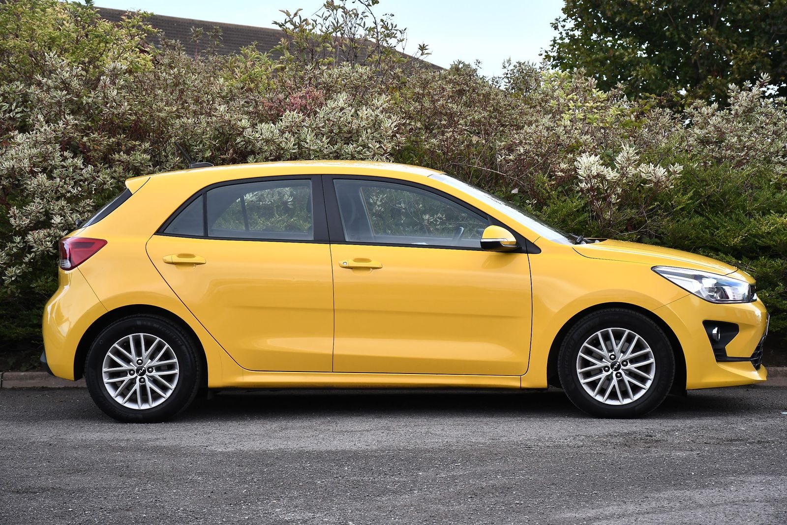 Kia Rio 1.2 2 Hatchback 5dr Petrol Manual Euro 6 (s/s) (83 bhp) 5dr Manual 2025