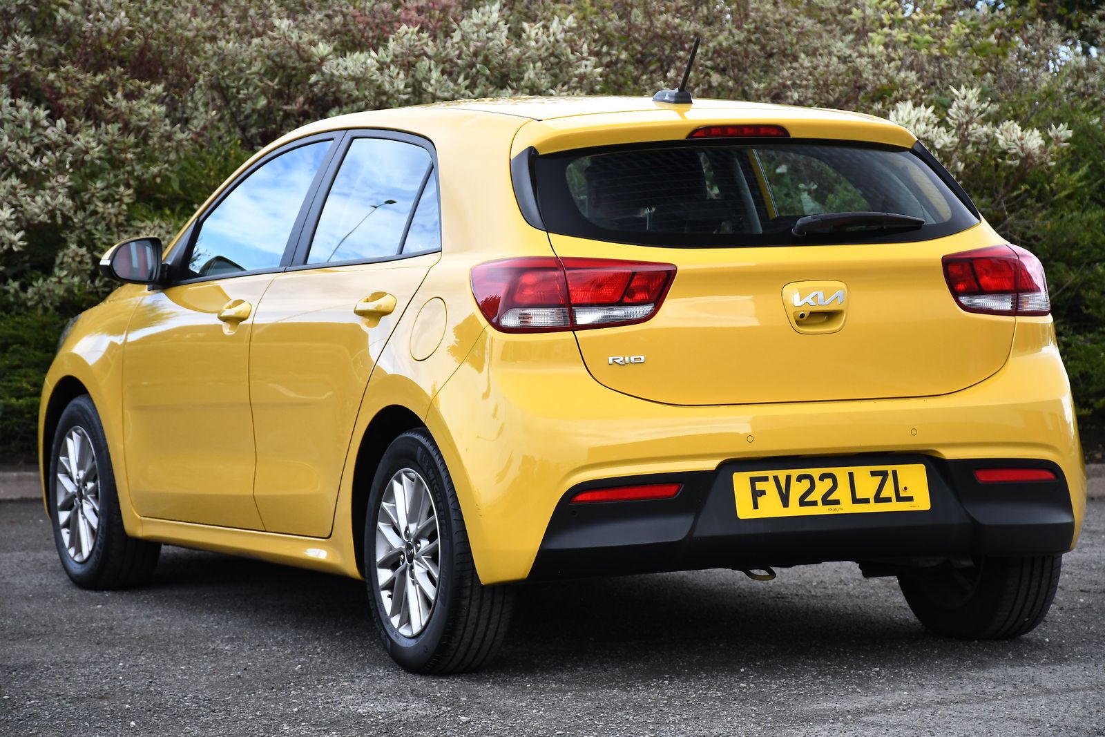 Kia Rio 1.2 2 Hatchback 5dr Petrol Manual Euro 6 (s/s) (83 bhp) 5dr Manual 2025