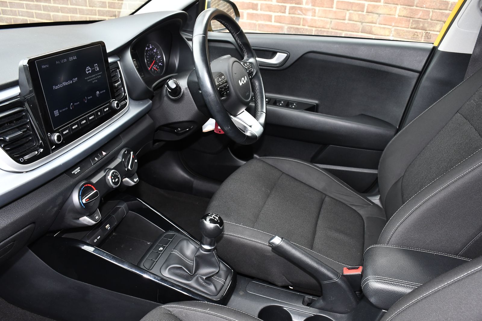 Kia Rio 1.2 2 Hatchback 5dr Petrol Manual Euro 6 (s/s) (83 bhp) 5dr Manual 2025