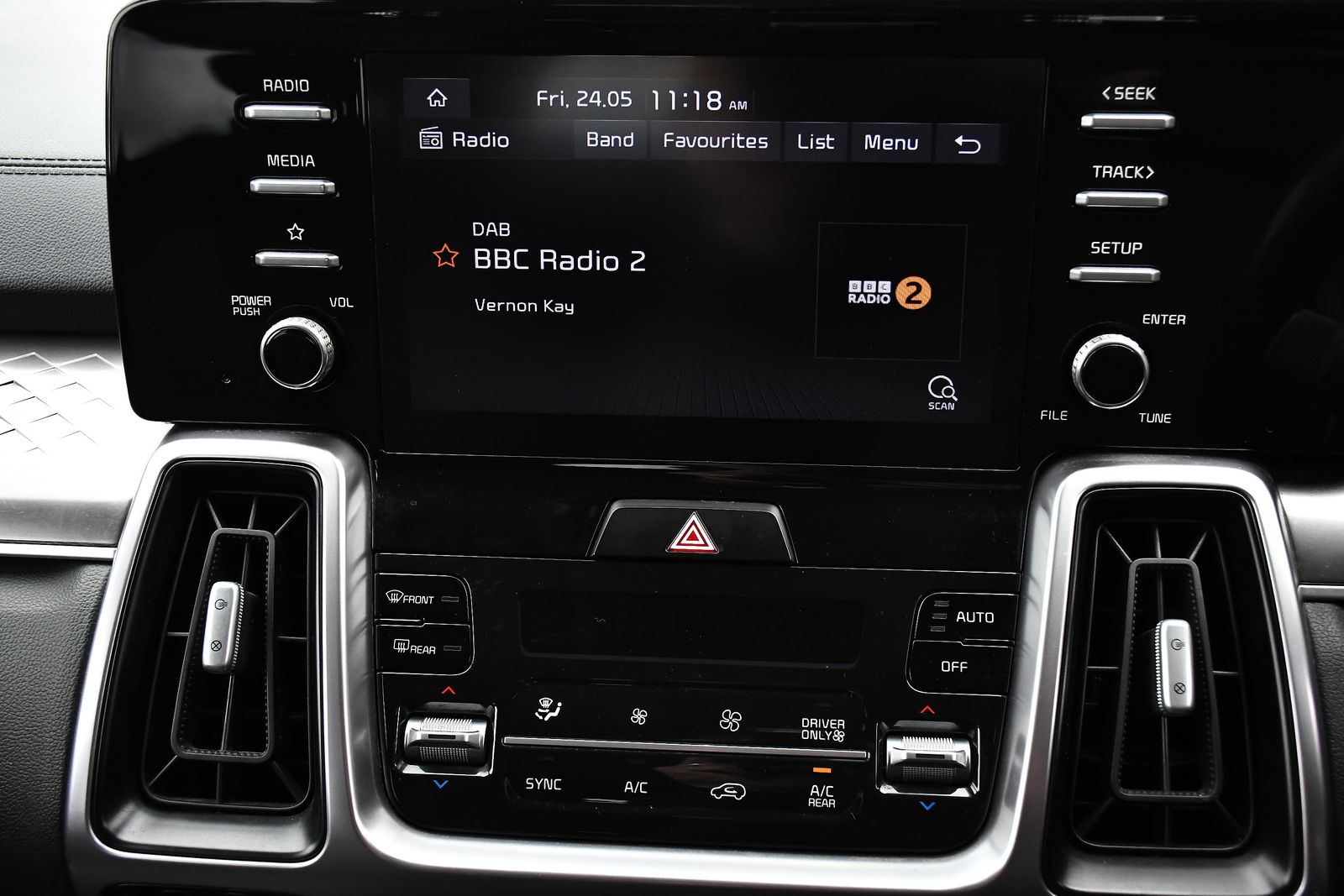 Kia Sorento 1.6 h T-GDi 2 SUV 5dr Petrol Hybrid Auto AWD Euro 6 (s/s) (226 bhp) 5dr Automatic 2026