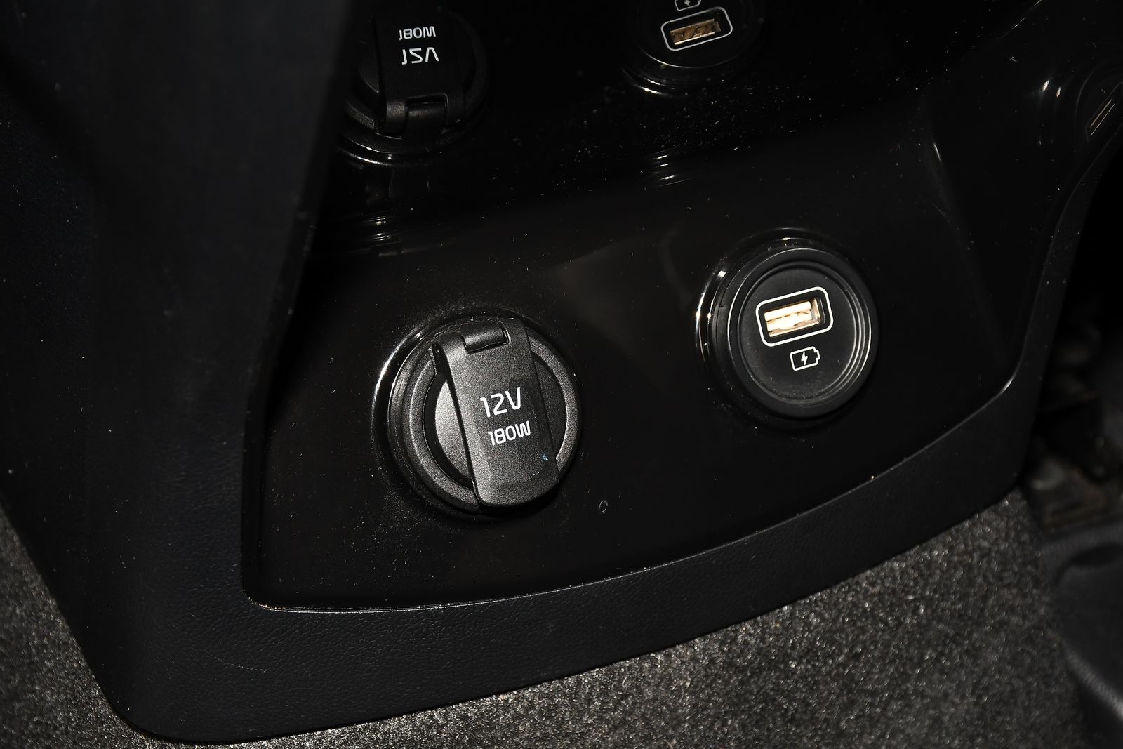 Kia Sorento 1.6 h T-GDi 3 SUV 5dr Petrol Hybrid Auto AWD Euro 6 (s/s) (226 bhp) 5dr Automatic 2025