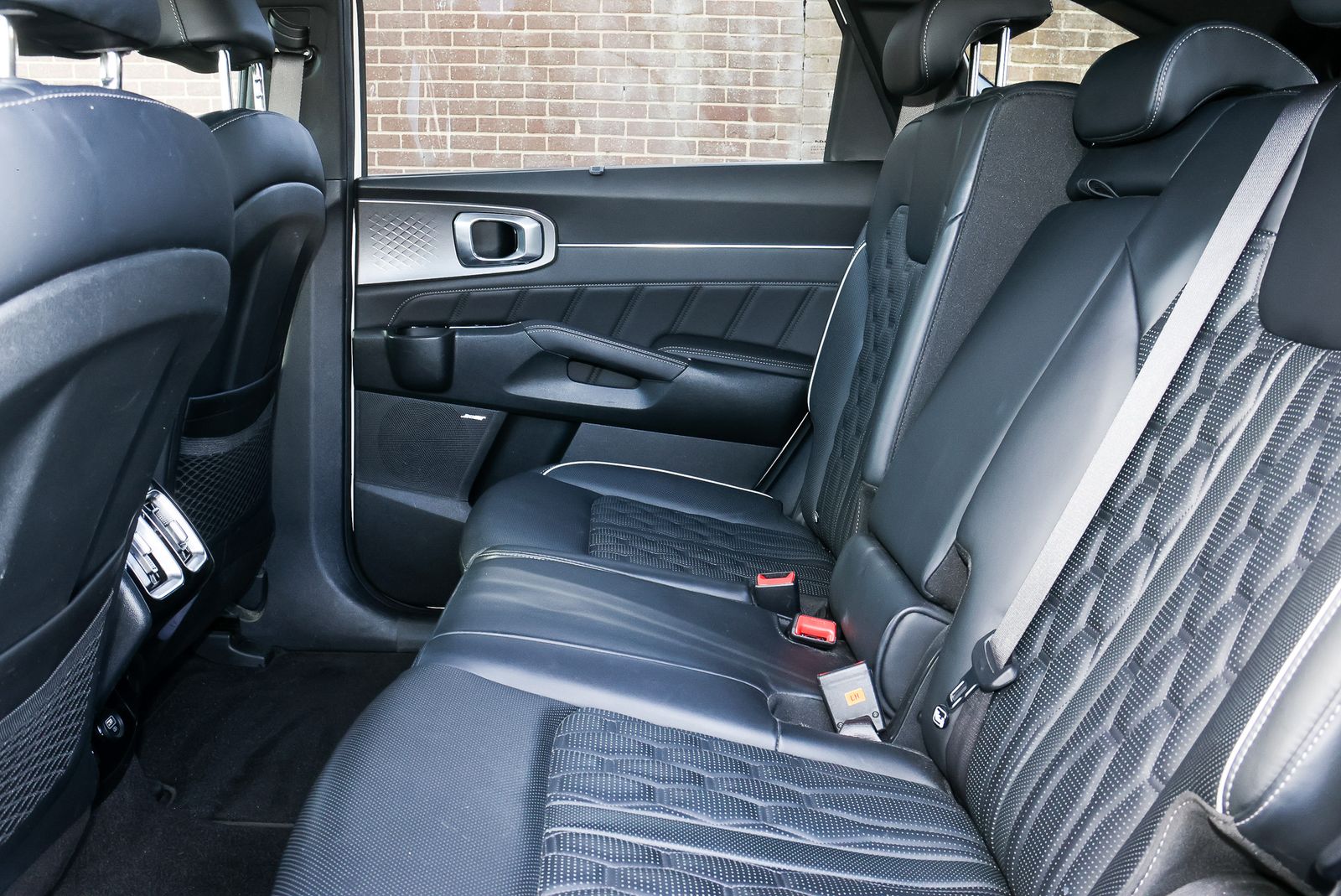 Kia Sorento 1.6 h T-GDi 4 SUV 5dr Petrol Hybrid Auto AWD Euro 6 (s/s) (226 bhp) 5dr Automatic 2025