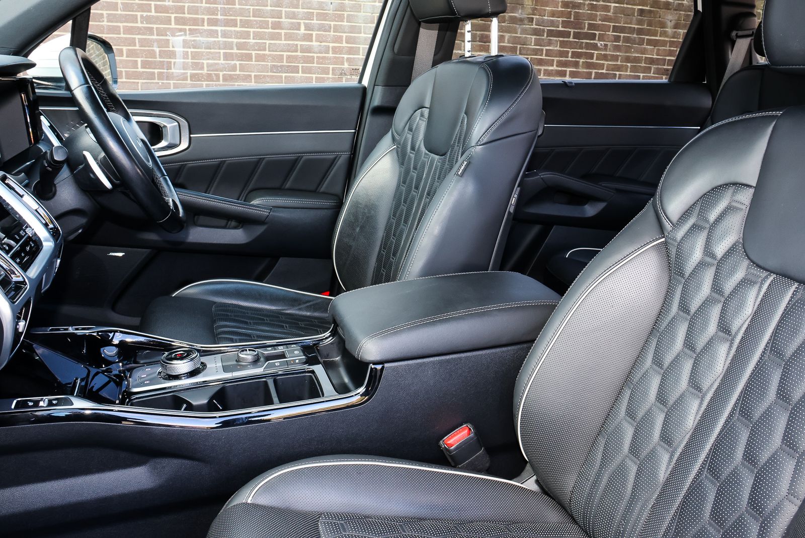 Kia Sorento 1.6 h T-GDi 4 SUV 5dr Petrol Hybrid Auto AWD Euro 6 (s/s) (226 bhp) 5dr Automatic 2025