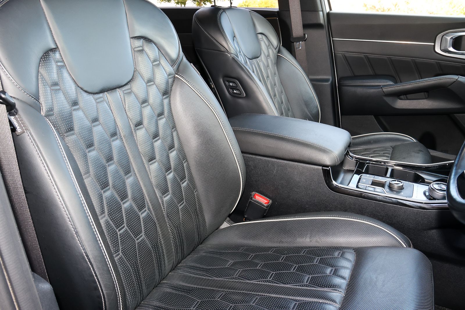 Kia Sorento 1.6 h T-GDi 4 SUV 5dr Petrol Hybrid Auto AWD Euro 6 (s/s) (226 bhp) 5dr Automatic 2025