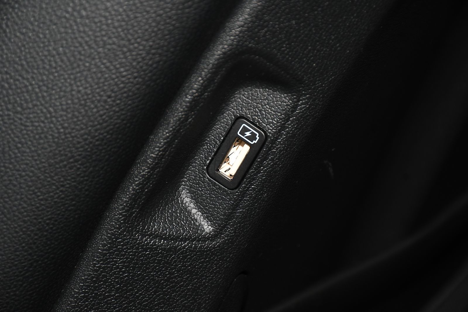 Kia Sorento 2.2 CRDi 3 SUV 5dr Diesel DCT AWD Euro 6 (s/s) (199 bhp) 5dr Automatic 2026