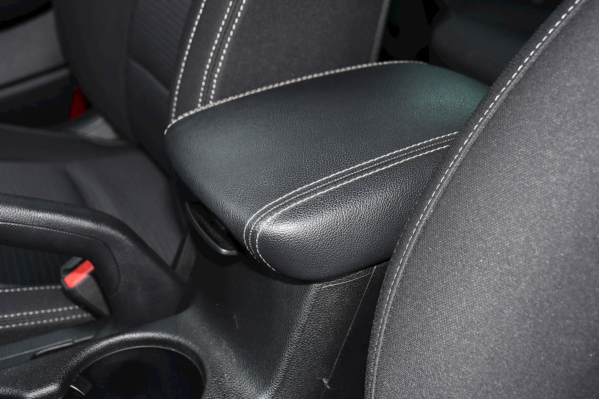 Kia Sportage 1.6 T-GDi 2 GPF SUV 5dr Petrol Manual AWD Euro 6 (s/s) (174 bhp) 5dr Manual 2026