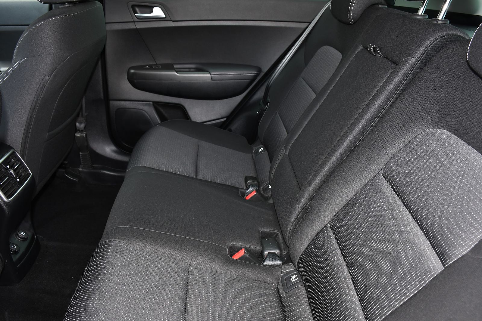 Kia Sportage 1.6 CRDi MHEV 2 SUV 5dr Diesel Hybrid DCT Euro 6 (s/s) (134 bhp) 5dr Automatic 2025