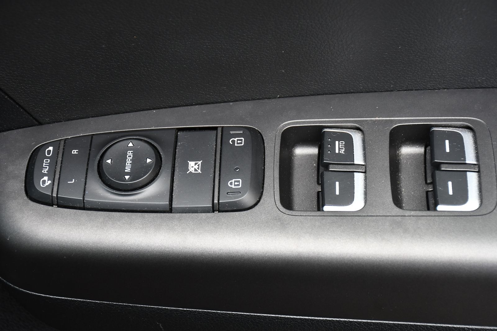 Kia Sportage 1.6 CRDi MHEV 2 SUV 5dr Diesel Hybrid DCT Euro 6 (s/s) (134 bhp) 5dr Automatic 2025