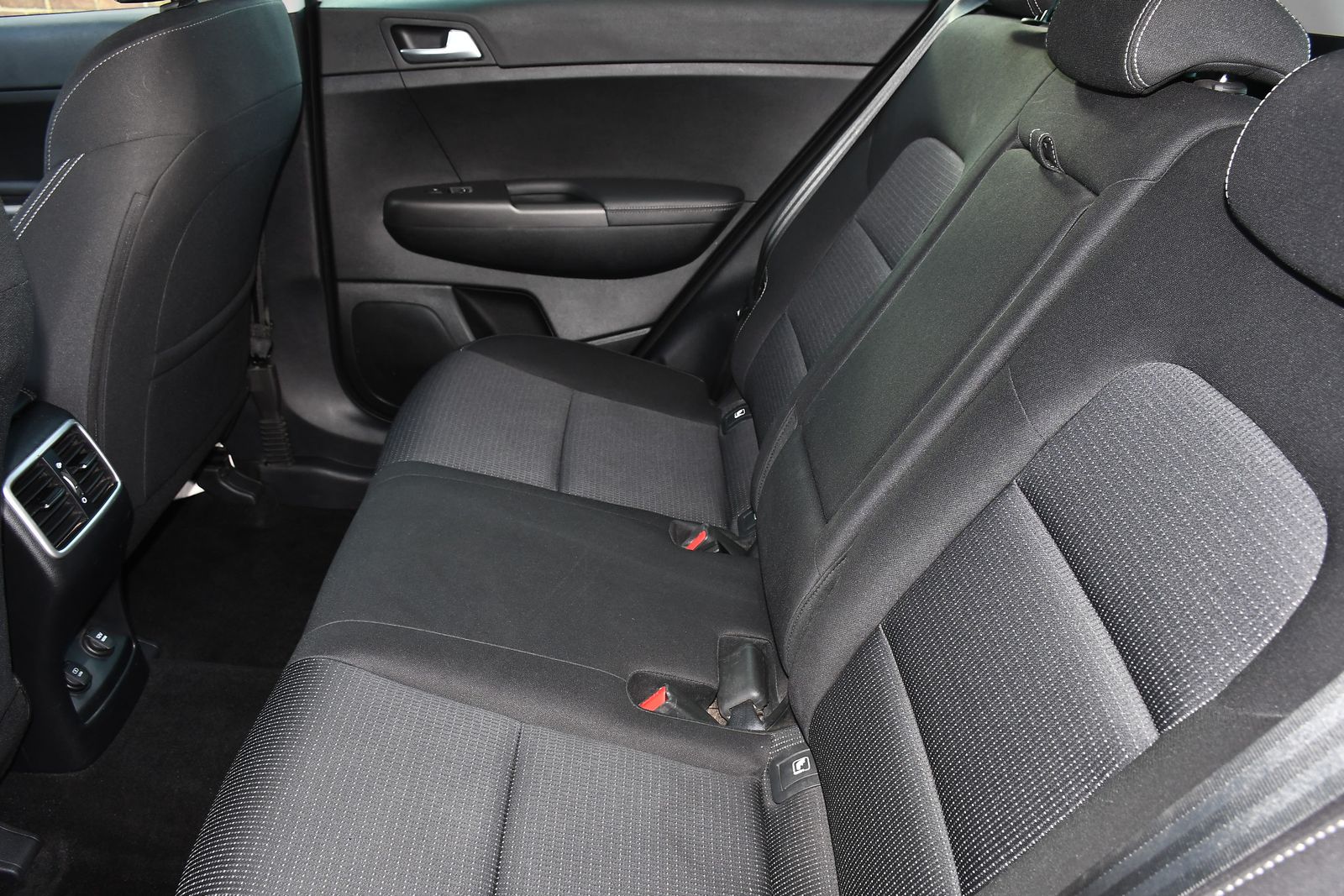 Kia Sportage 1.6 GDi 2 GPF SUV 5dr Petrol Manual Euro 6 (s/s) (130 bhp) 5dr Manual 2025