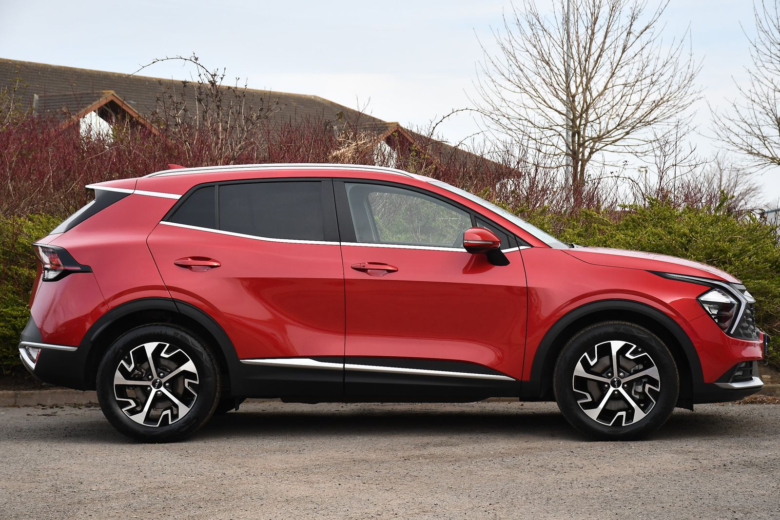 Kia Sportage 1.6 h T-GDi 3 SUV 5dr Petrol Hybrid Auto Euro 6 (s/s) (226 bhp) 5dr Automatic 2025
