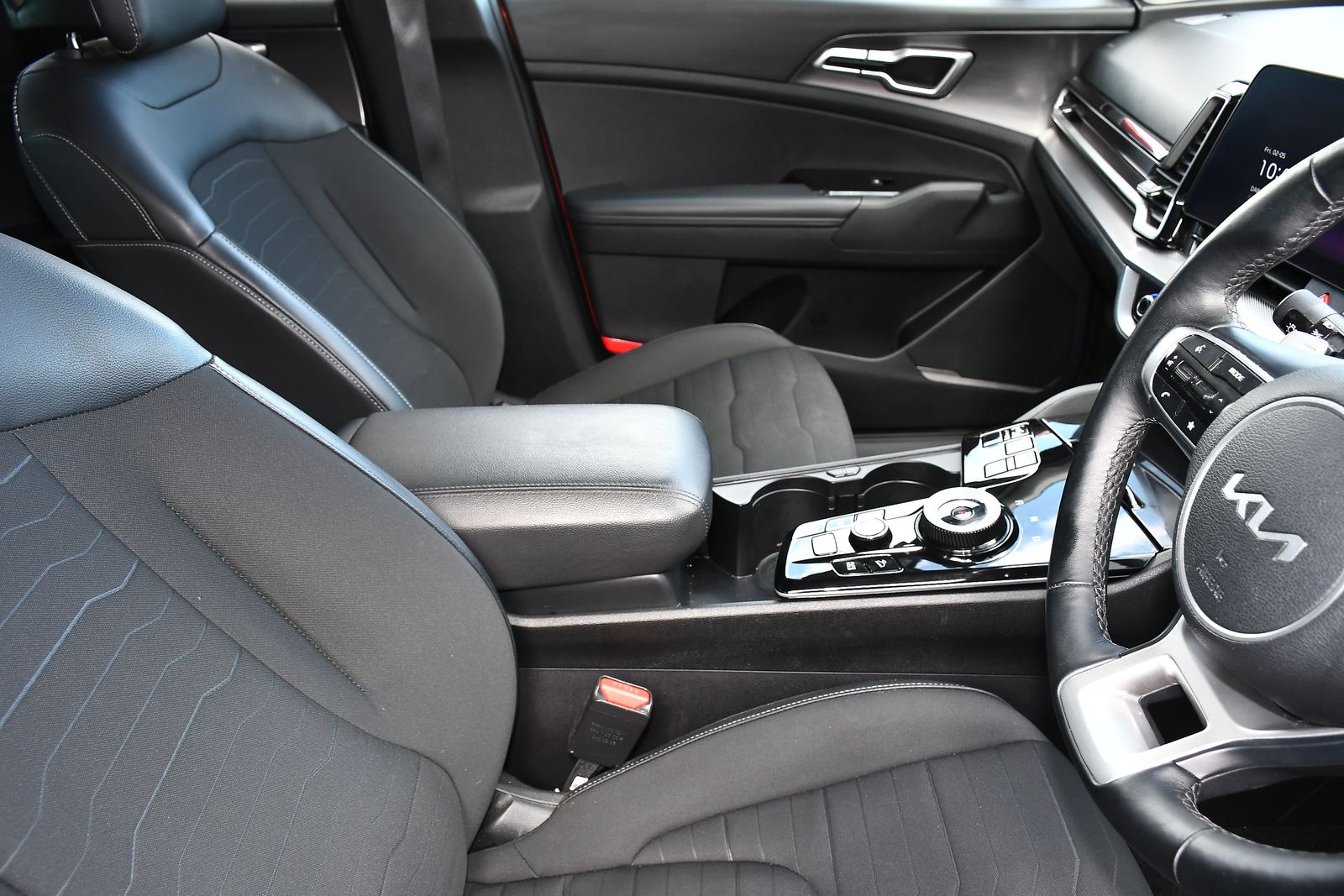 Kia Sportage 1.6 h T-GDi 3 SUV 5dr Petrol Hybrid Auto Euro 6 (s/s) (226 bhp) 5dr Automatic 2025