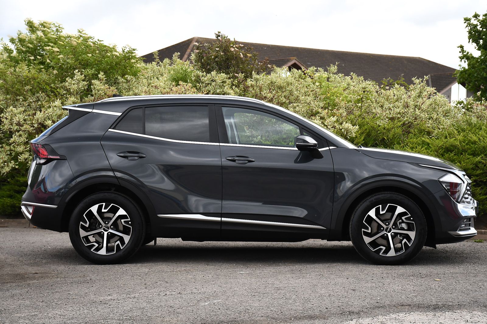 Kia Sportage 1.6 h T-GDi 3 SUV 5dr Petrol Hybrid Auto Euro 6 (s/s) (226 bhp) 5dr Automatic 2025