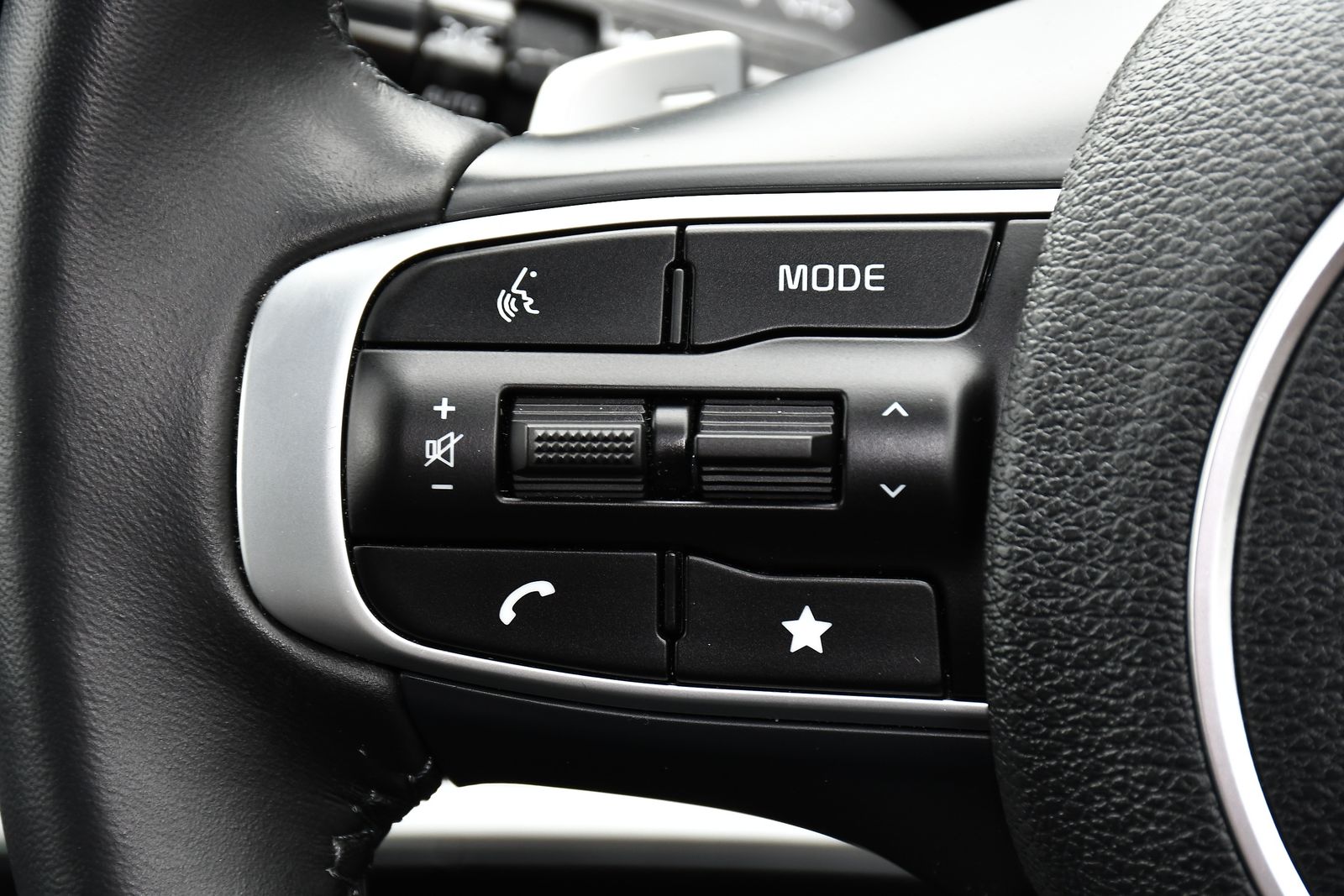 Kia Sportage 1.6 h T-GDi 4 SUV 5dr Petrol Hybrid Auto Euro 6 (s/s) (226 bhp) 5dr Automatic 2025