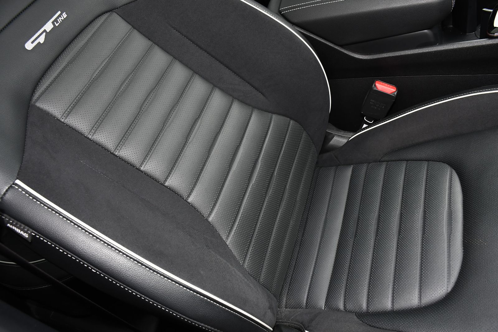 Kia Sportage 1.6 h T-GDi GT-Line S SUV 5dr Petrol Hybrid Auto AWD Euro 6 (s/s) (207 bhp) 5dr Automatic 2025