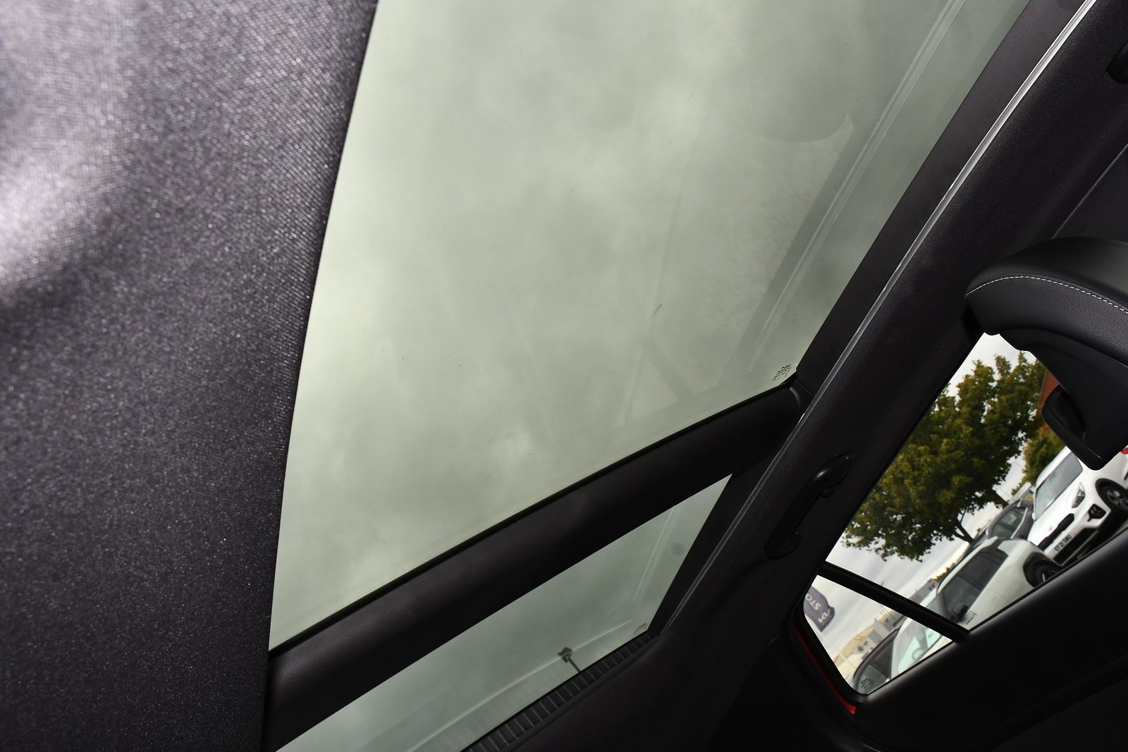 Kia Sportage 1.6 h T-GDi GT-Line S SUV 5dr Petrol Hybrid Auto AWD Euro 6 (s/s) (207 bhp) 5dr Automatic 2025