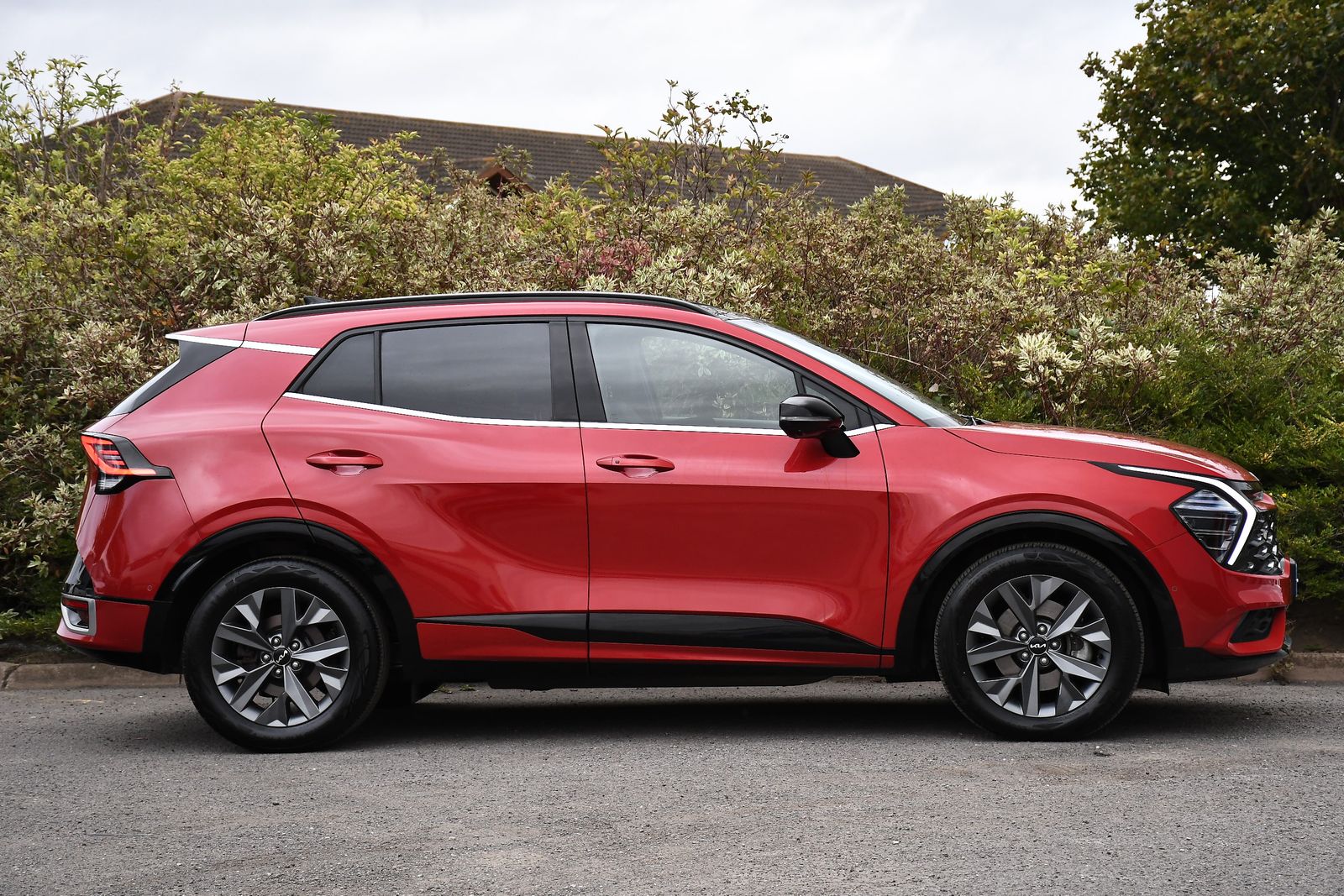 Kia Sportage 1.6 h T-GDi GT-Line S SUV 5dr Petrol Hybrid Auto AWD Euro 6 (s/s) (207 bhp) 5dr Automatic 2025