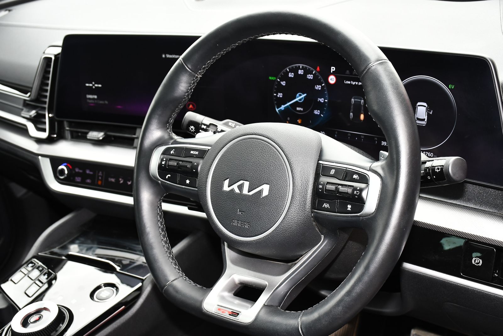 Kia Sportage 1.6 h T-GDi GT-Line S SUV 5dr Petrol Hybrid Auto AWD Euro 6 (s/s) (207 bhp) 5dr Automatic 2025