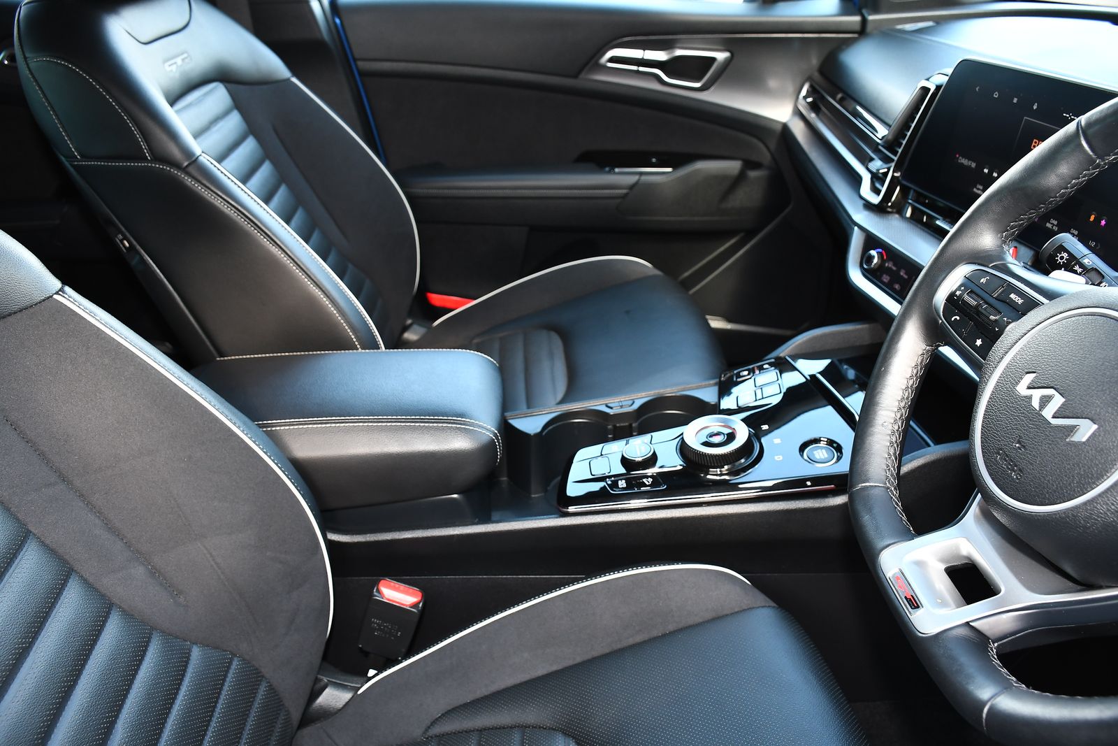 Kia Sportage 1.6 h T-GDi GT-Line S SUV 5dr Petrol Hybrid Auto AWD Euro 6 (s/s) (226 bhp) 5dr Automatic 2025