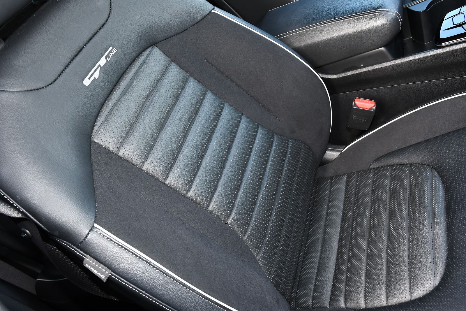 Kia Sportage 1.6 h T-GDi GT-Line S SUV 5dr Petrol Hybrid Auto AWD Euro 6 (s/s) (226 bhp) 5dr Automatic 2025