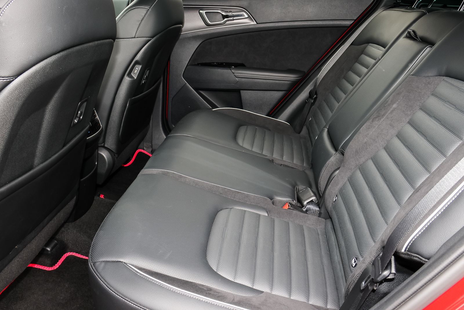 Kia Sportage 1.6 h T-GDi GT-Line S SUV 5dr Petrol Hybrid Auto AWD Euro 6 (s/s) (226 bhp) 5dr Automatic 2025