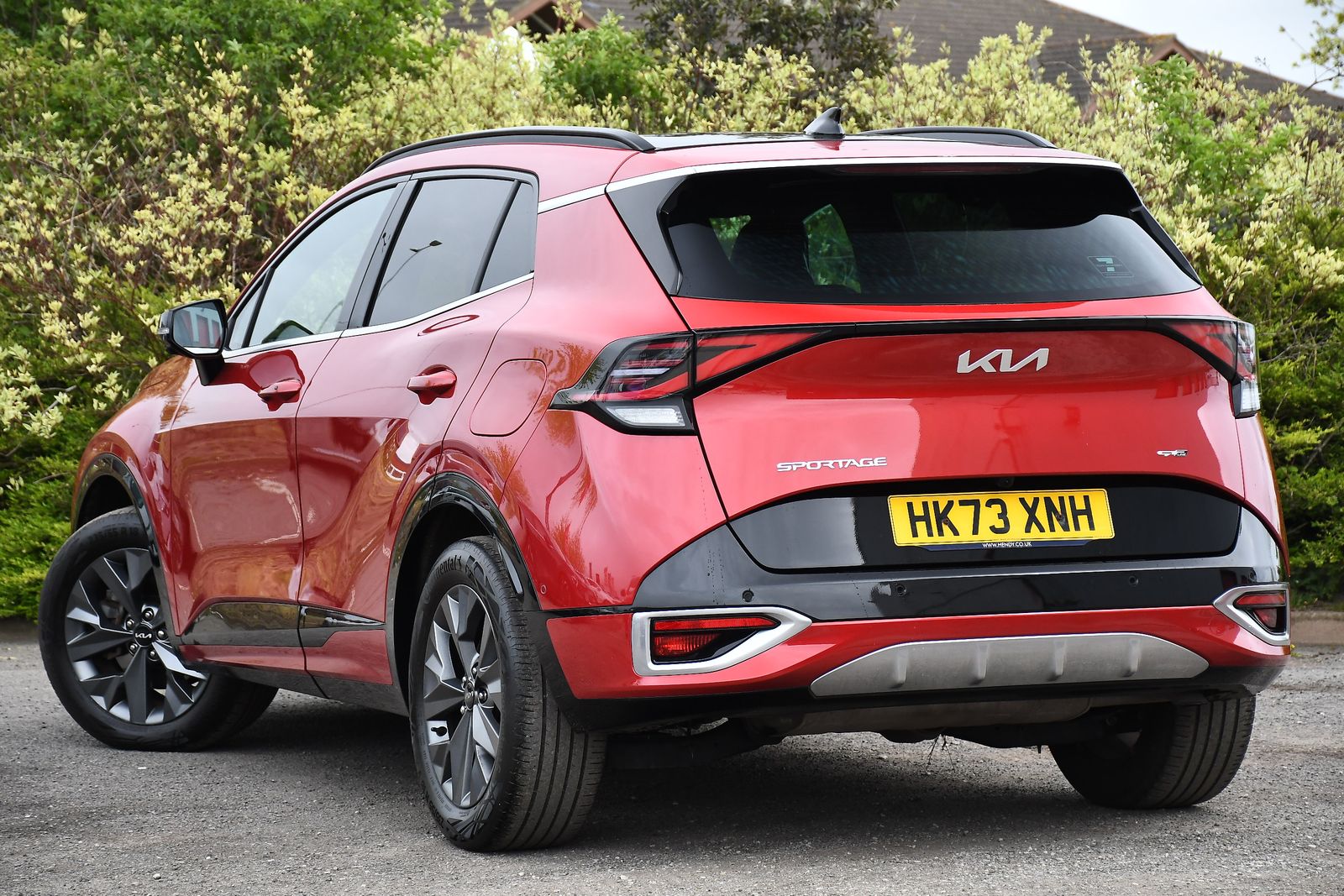 2024 Kia Sportage 1.6 h T-GDi GT-Line S SUV 5dr Petrol Hybrid Auto Euro 6 (s/s) (226 bhp), exterior view 3
