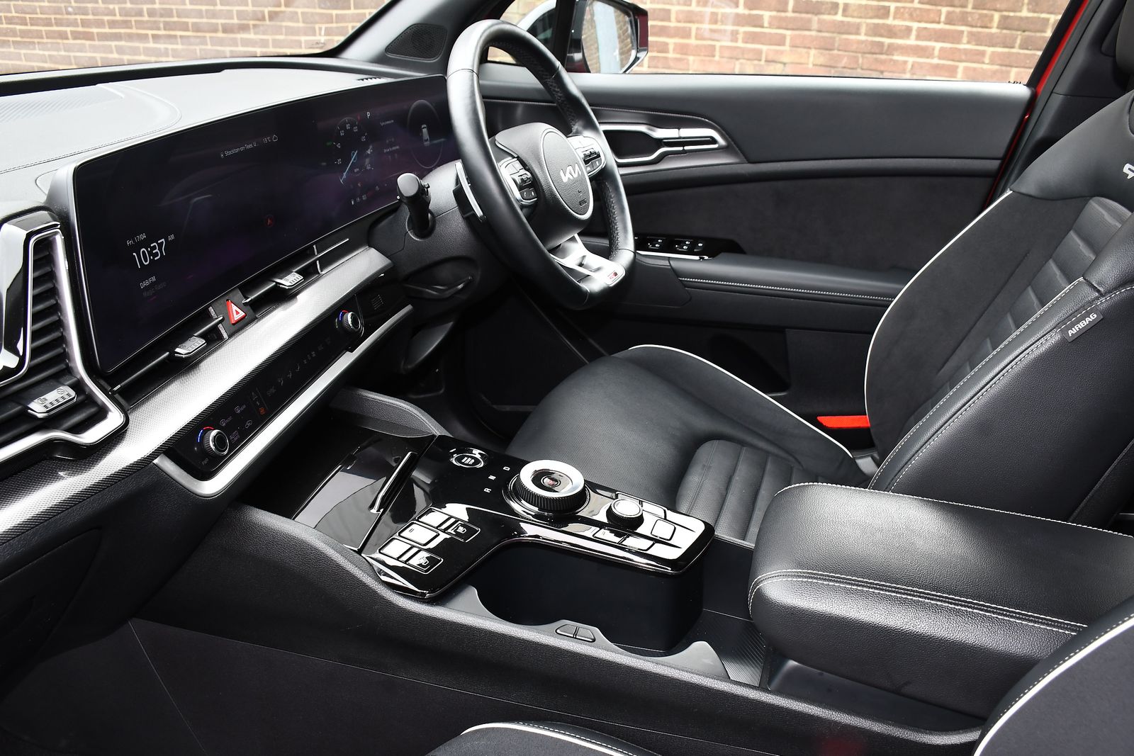2024 Kia Sportage 1.6 h T-GDi GT-Line S SUV 5dr Petrol Hybrid Auto Euro 6 (s/s) (226 bhp), exterior view 4