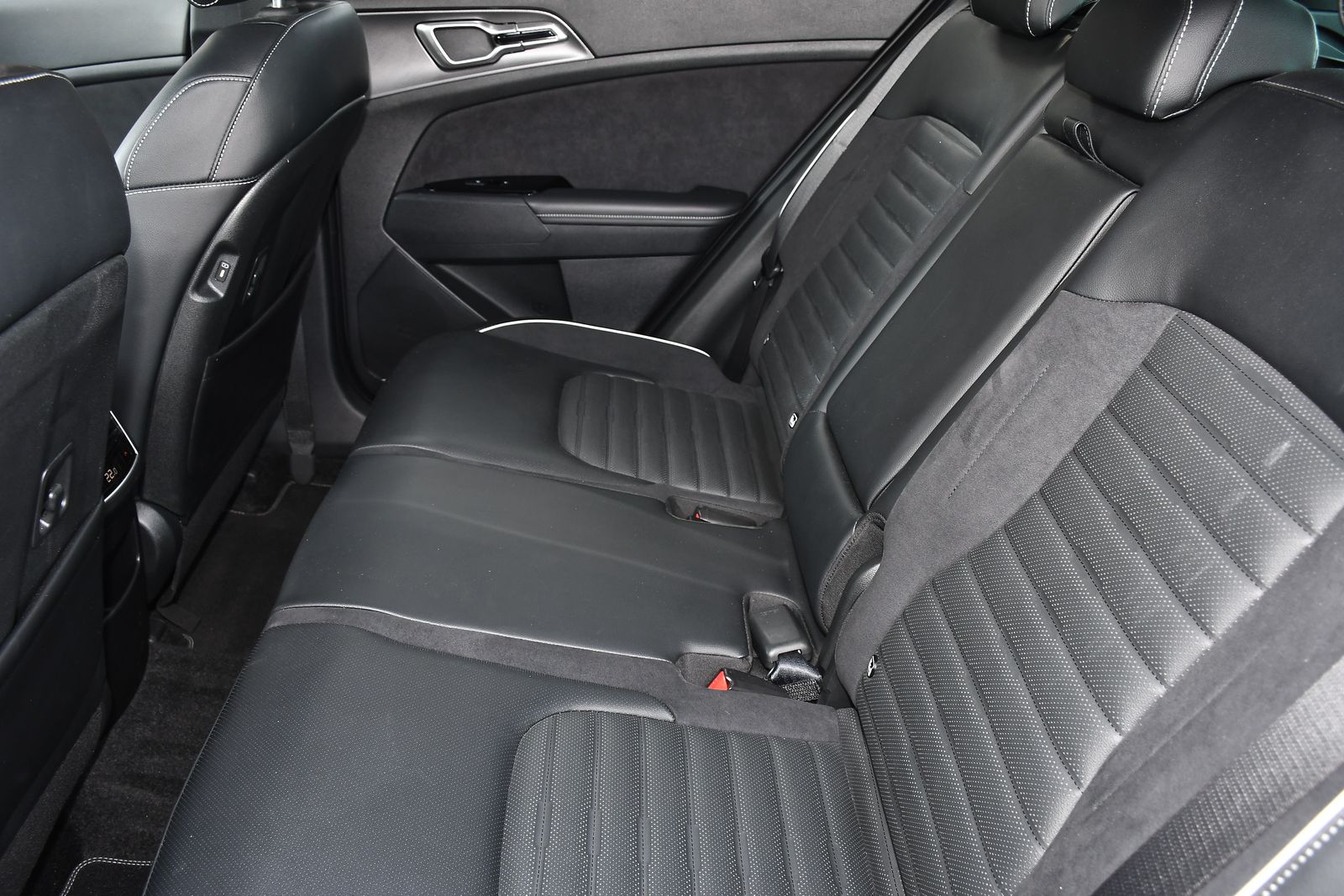 Kia Sportage 1.6 h T-GDi GT-Line S SUV 5dr Petrol Hybrid Auto Euro 6 (s/s) (226 bhp) 5dr Automatic 2025