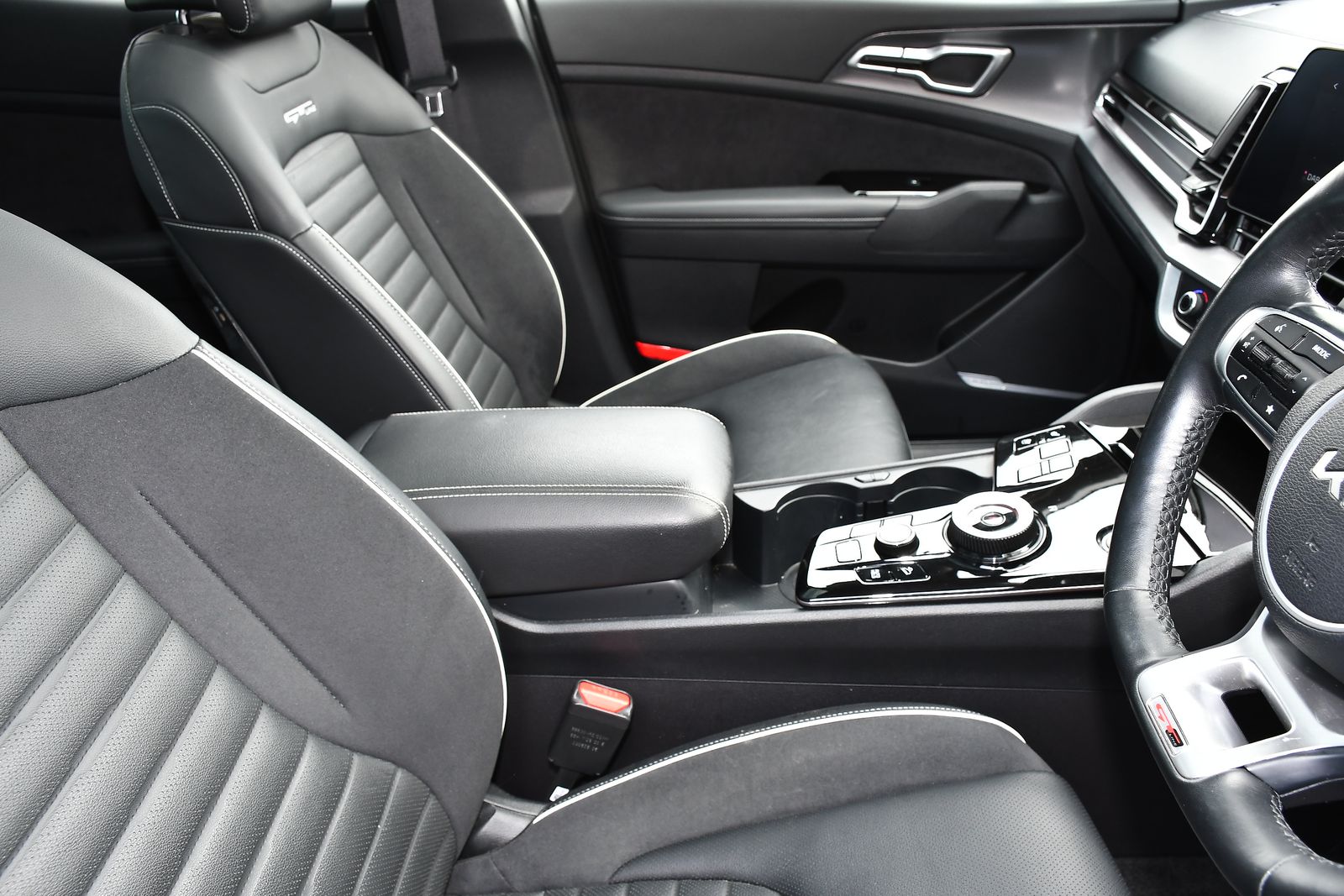 Kia Sportage 1.6 h T-GDi GT-Line S SUV 5dr Petrol Hybrid Auto Euro 6 (s/s) (226 bhp) 5dr Automatic 2025