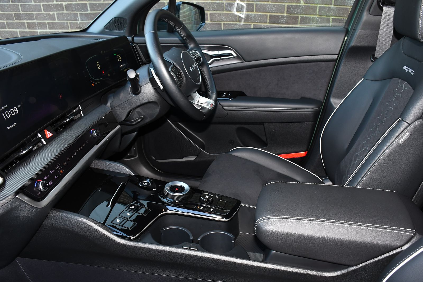 Kia Sportage 1.6 h T-GDi GT-Line SUV 5dr Petrol Hybrid Auto Euro 6 (s/s) (207 bhp) 5dr Automatic 2025