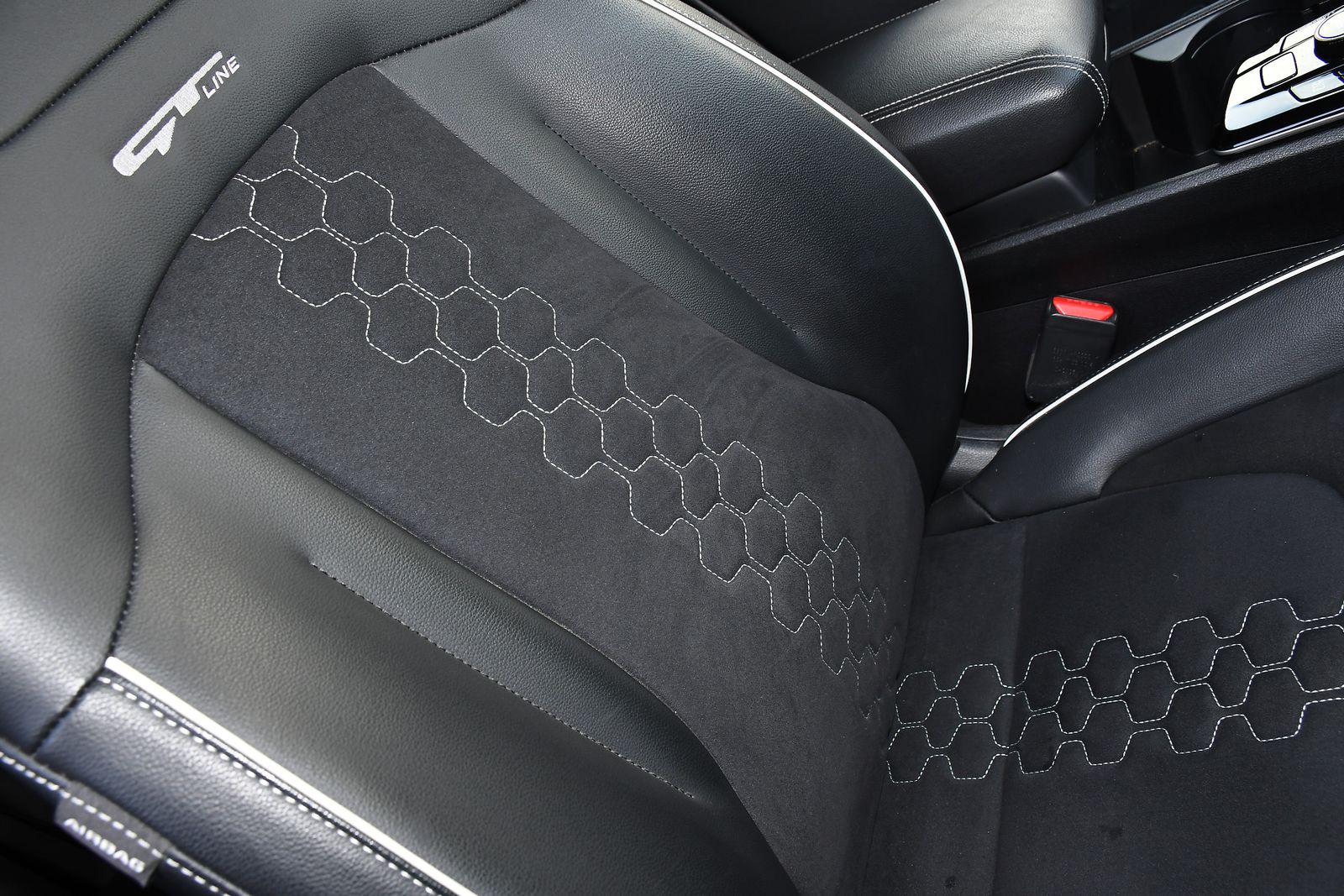 Kia Sportage 1.6 h T-GDi GT-Line SUV 5dr Petrol Hybrid Auto Euro 6 (s/s) (226 bhp) 5dr Automatic 2025