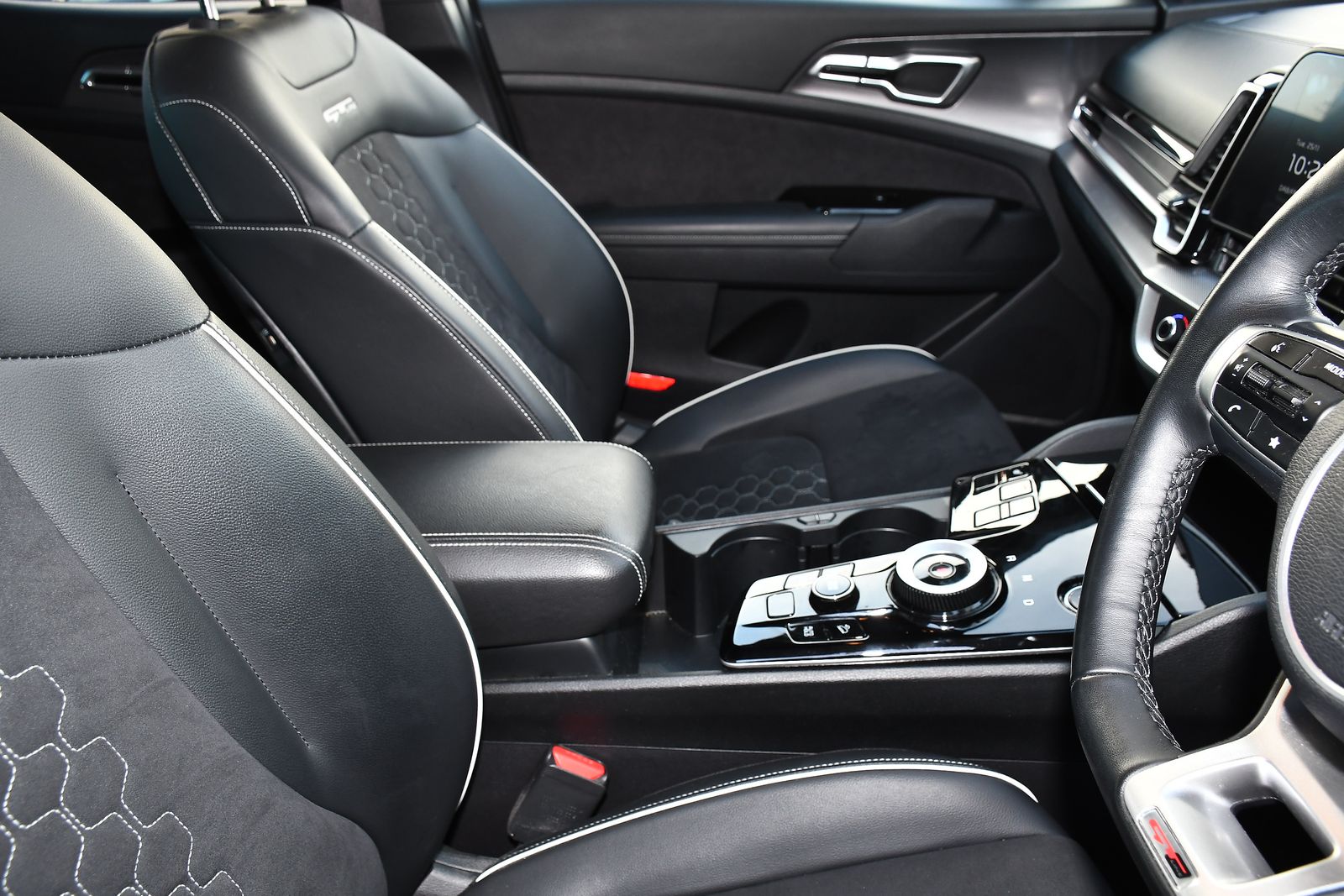 Kia Sportage 1.6 h T-GDi GT-Line SUV 5dr Petrol Hybrid Auto Euro 6 (s/s) (226 bhp) 5dr Automatic 2025