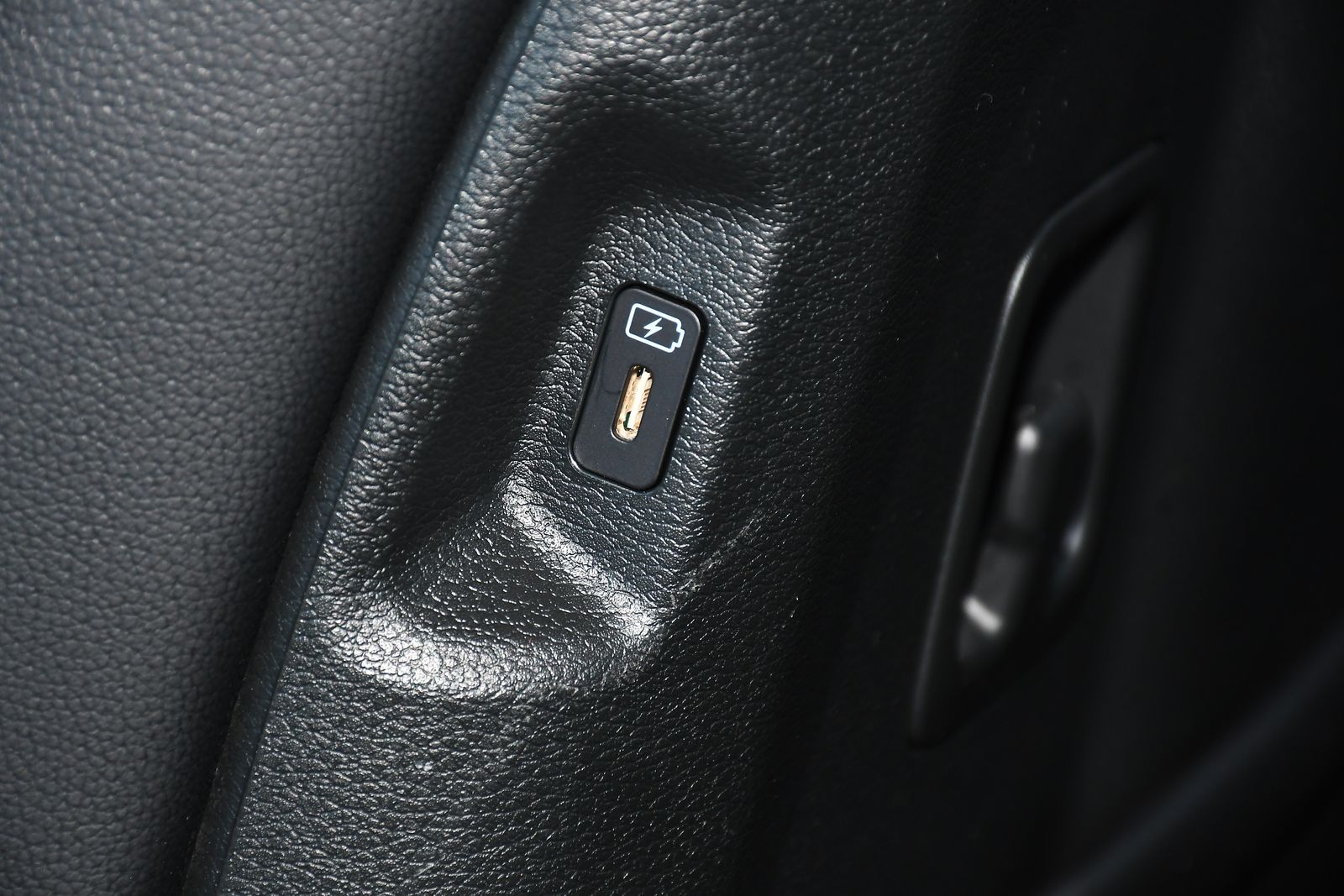 Kia Sportage 1.6 h T-GDi GT-Line SUV 5dr Petrol Hybrid Auto Euro 6 (s/s) (226 bhp) 5dr Automatic 2026