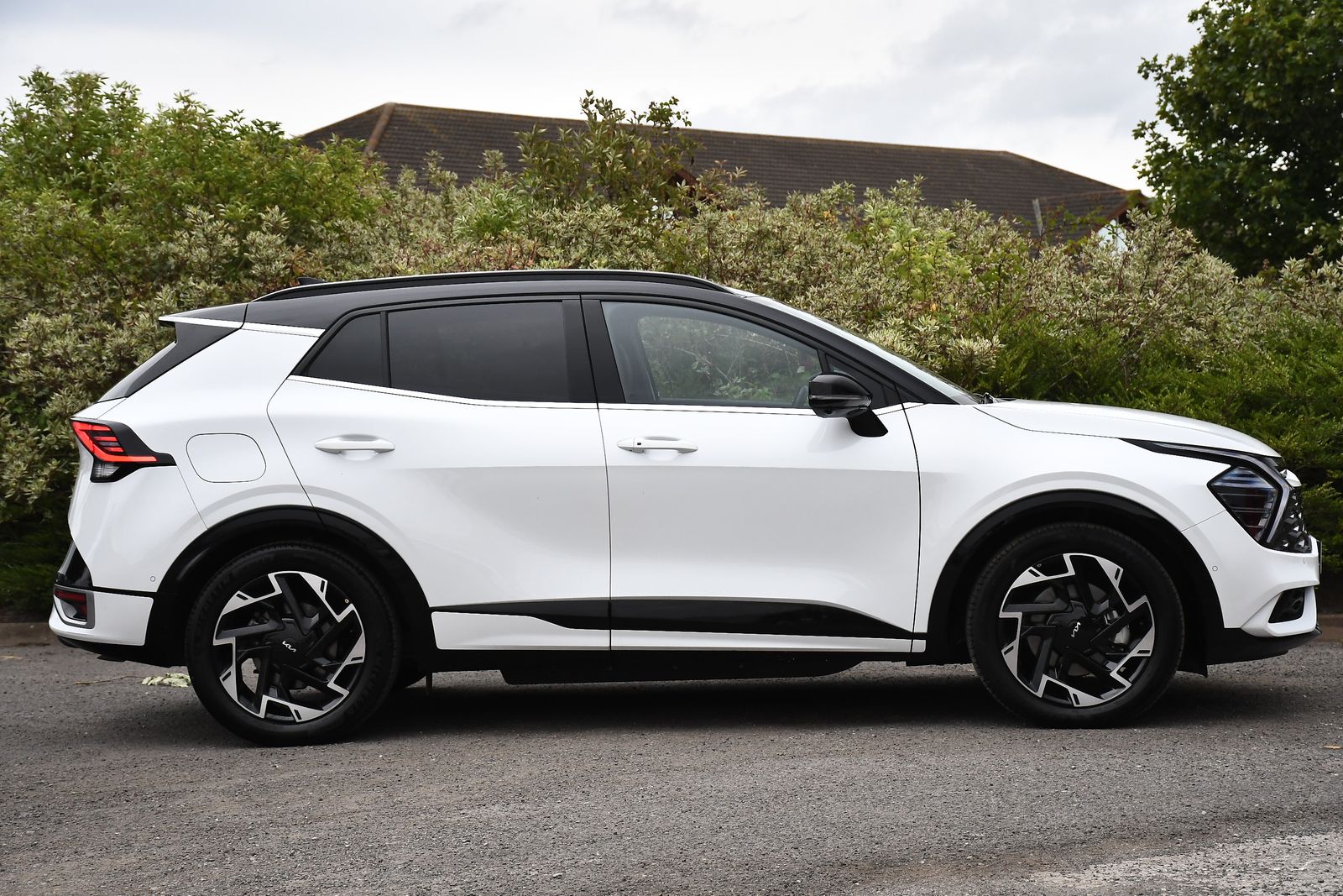 Kia Sportage 1.6 T-GDi 13.8kWh GT-Line S SUV 5dr Petrol Plug-in Hybrid Auto AWD Euro 6 (s/s) (261 bhp) 5dr Automatic 2025