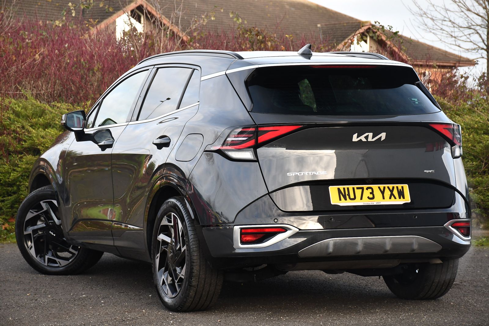 Kia Sportage 1.6 T-GDi 13.8kWh GT-Line SUV 5dr Petrol Plug-in Hybrid Auto AWD Euro 6 (s/s) (261 bhp) 5dr Automatic 2025