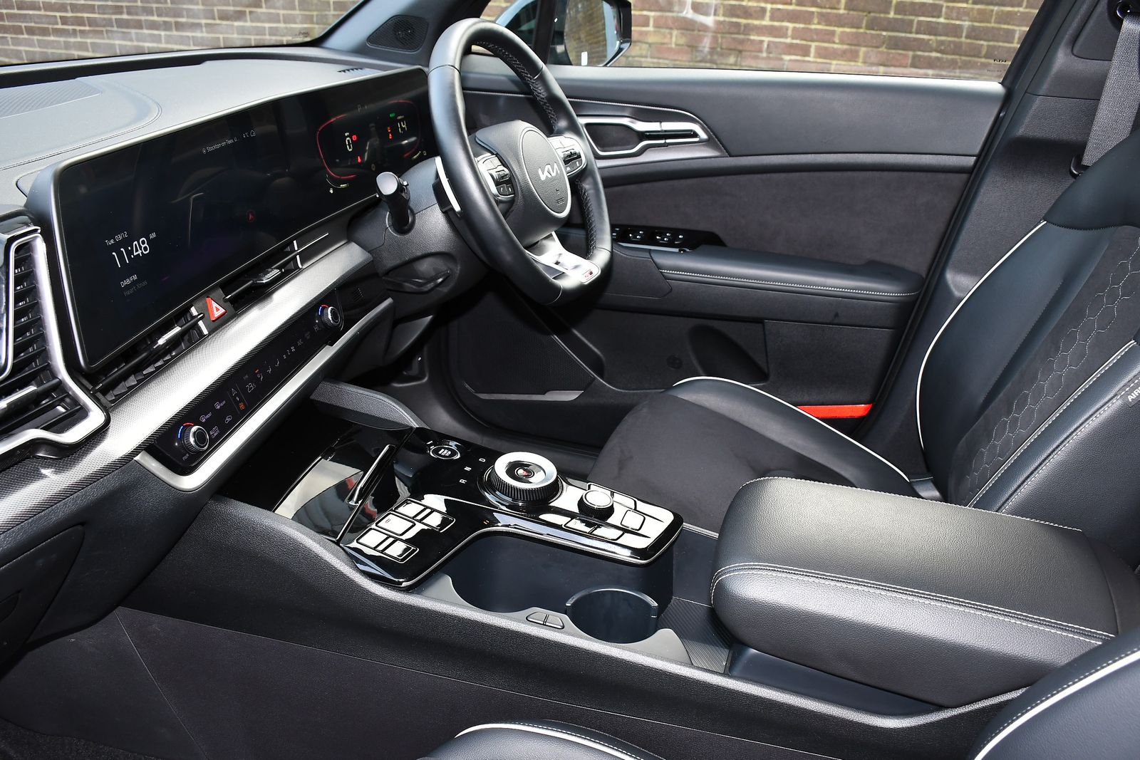 Kia Sportage 1.6 T-GDi 13.8kWh GT-Line SUV 5dr Petrol Plug-in Hybrid Auto AWD Euro 6 (s/s) (261 bhp) 5dr Automatic 2025