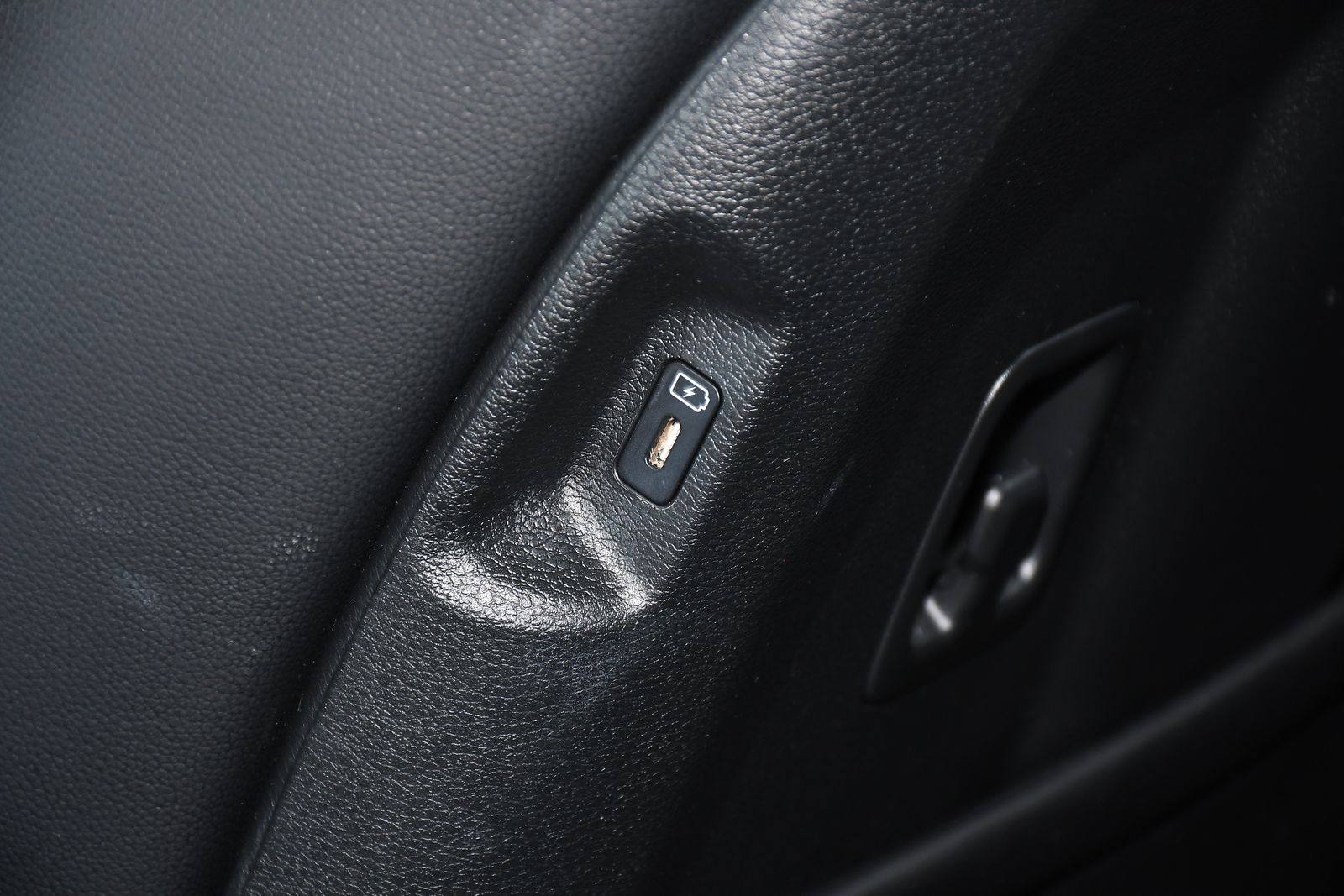 Kia Sportage 1.6 T-GDi 13.8kWh GT-Line SUV 5dr Petrol Plug-in Hybrid Auto AWD Euro 6 (s/s) (261 bhp) 5dr Automatic 2025