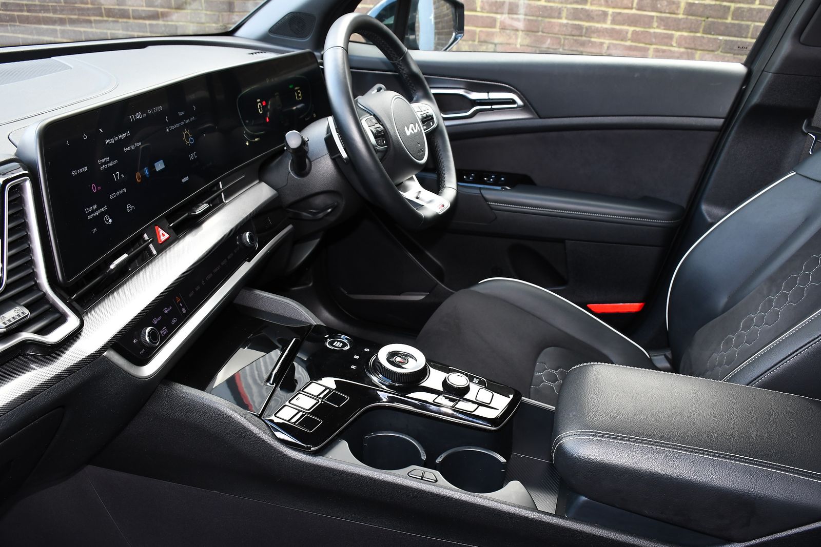 Kia Sportage 1.6 T-GDi 13.8kWh GT-Line SUV 5dr Petrol Plug-in Hybrid Auto AWD Euro 6 (s/s) (261 bhp) 5dr Automatic 2025