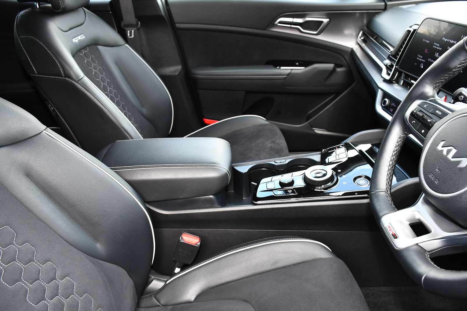 Kia Sportage 1.6 T-GDi 13.8kWh GT-Line SUV 5dr Petrol Plug-in Hybrid Auto AWD Euro 6 (s/s) (261 bhp) 5dr Automatic 2025