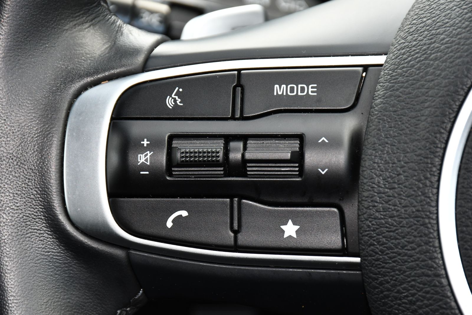 Kia Sportage 1.6 T-GDi 13.8kWh GT-Line SUV 5dr Petrol Plug-in Hybrid Auto AWD Euro 6 (s/s) (261 bhp) 5dr Automatic 2025