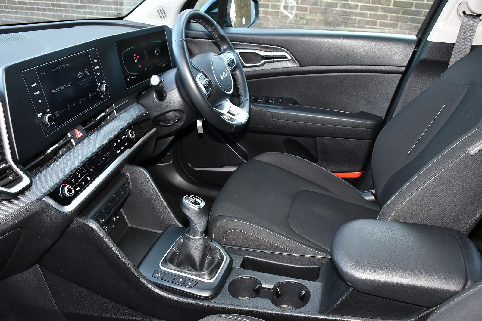 Kia Sportage 1.6 T-GDi 2 SUV 5dr Petrol Manual Euro 6 (s/s) (148 bhp) 5dr Manual 2025